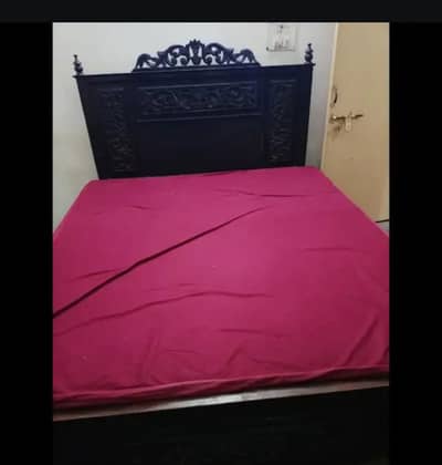 bed and side tables