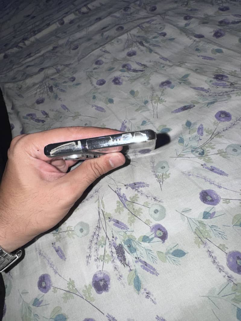 Camon 40pro 1