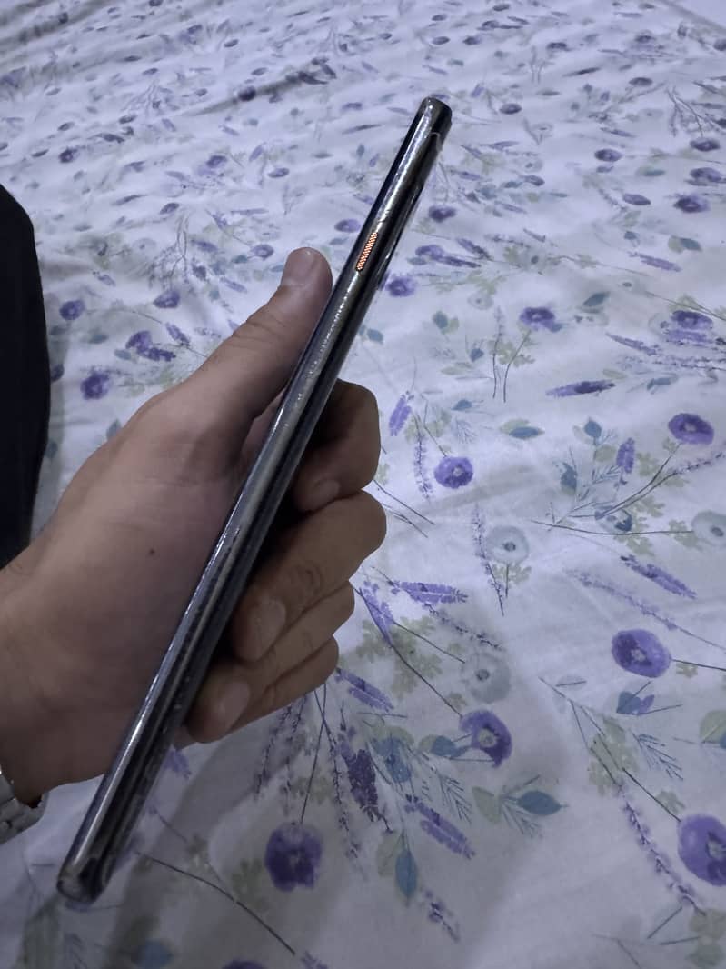 Camon 40pro 8