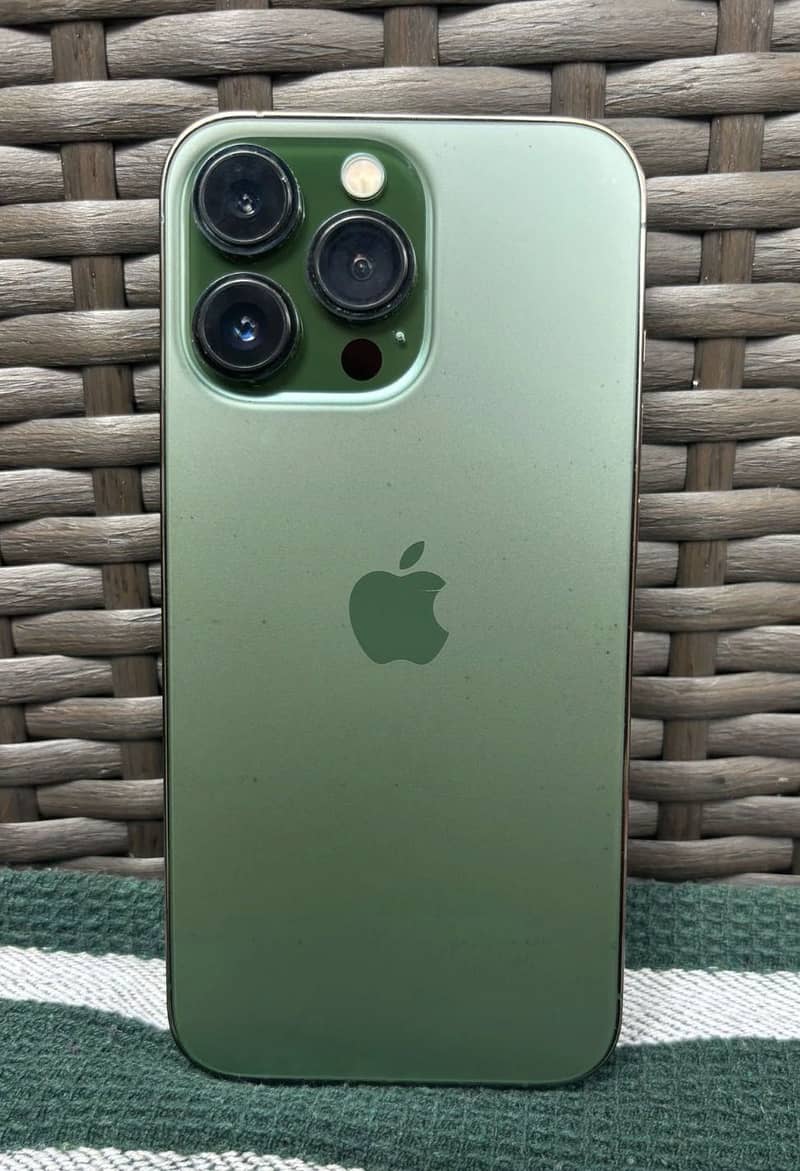 iPhone 13 pro 0