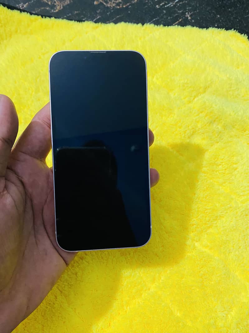 IPhone 13 FU sim non active 1