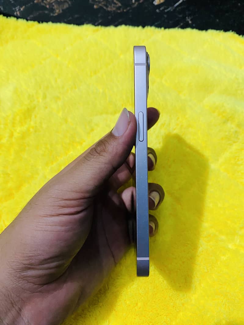 IPhone 13 FU sim non active 2