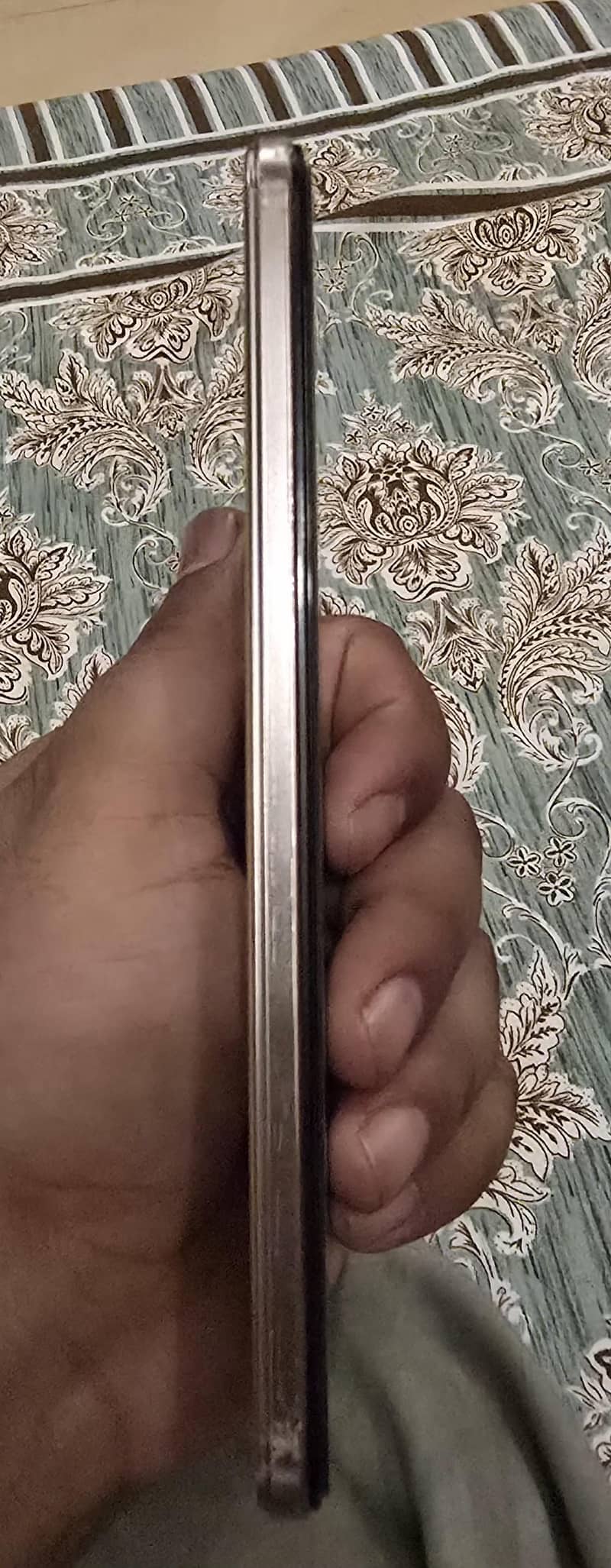 Vivo V23 E 4
