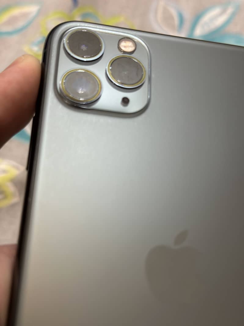 Iphone 11 pro max 1