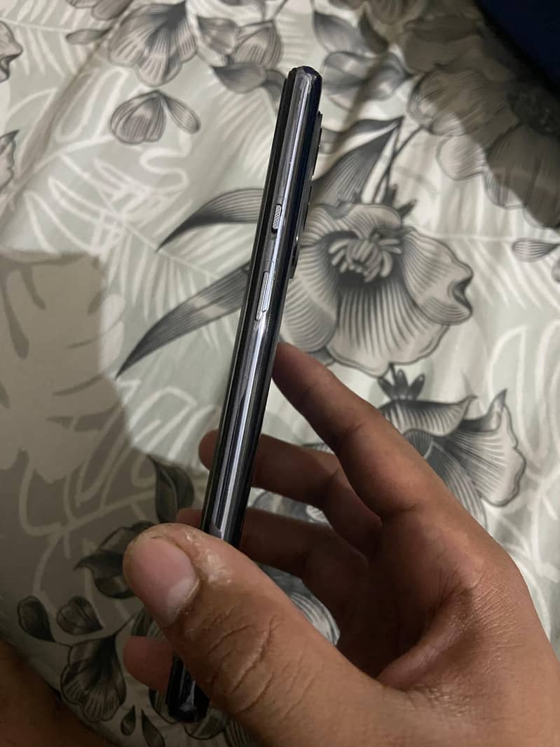 OnePlus 9 5g 4