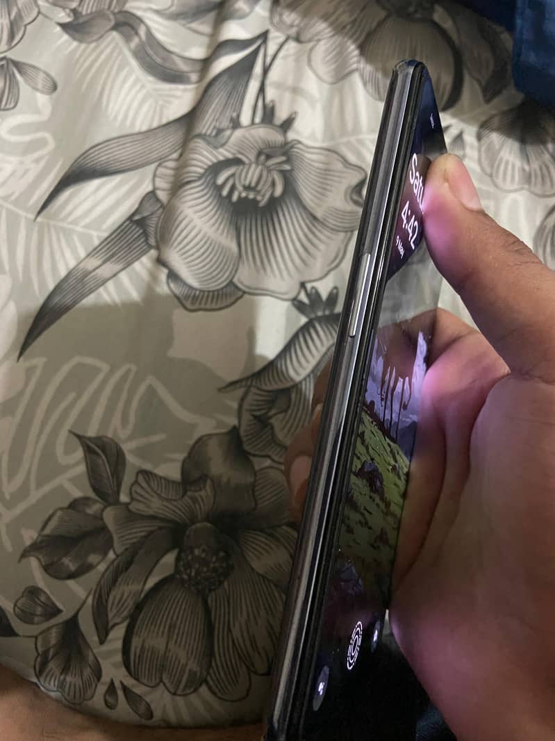OnePlus 9 5g 6