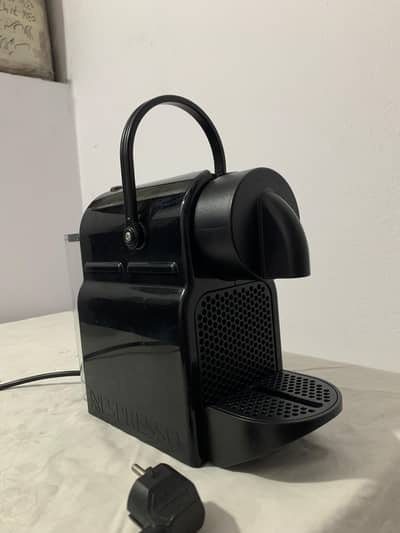 Nespresso Inissia Coffee Machine,