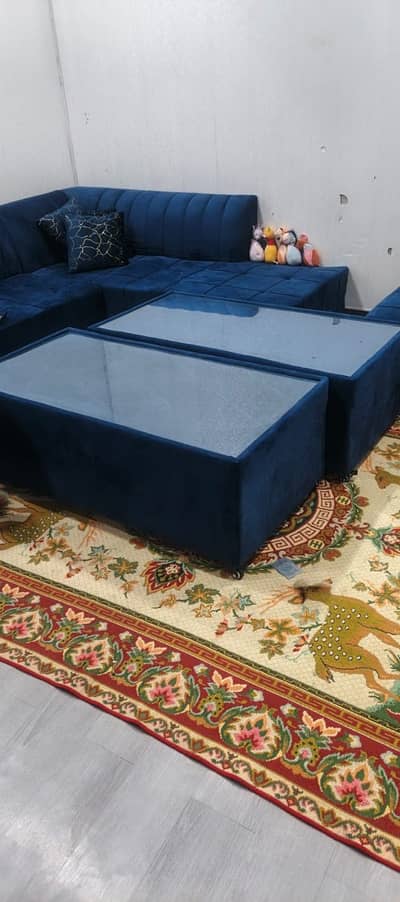 2 tables for sale