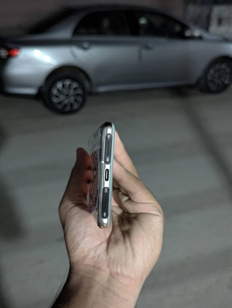 Google Pixel 7 Pro 6