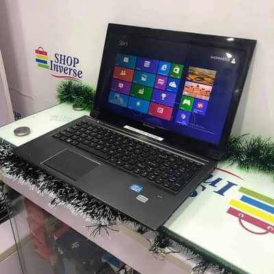 Lenovo IdeaPad V570, i5 2nd gen, 8gb ram, 320 hard