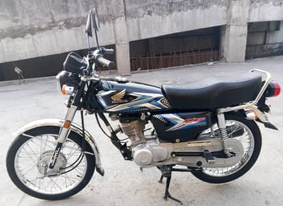 Honda CG 125 Model 2025 1st owner biometric on the spot