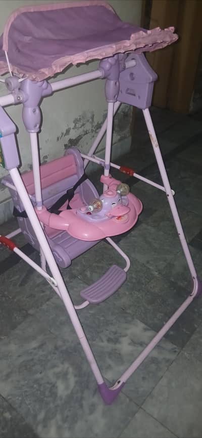 Kids swing in good condition