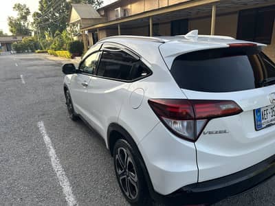 Honda vezel 2015
