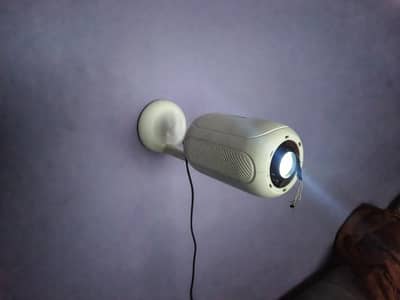 Projector for sale good condition
