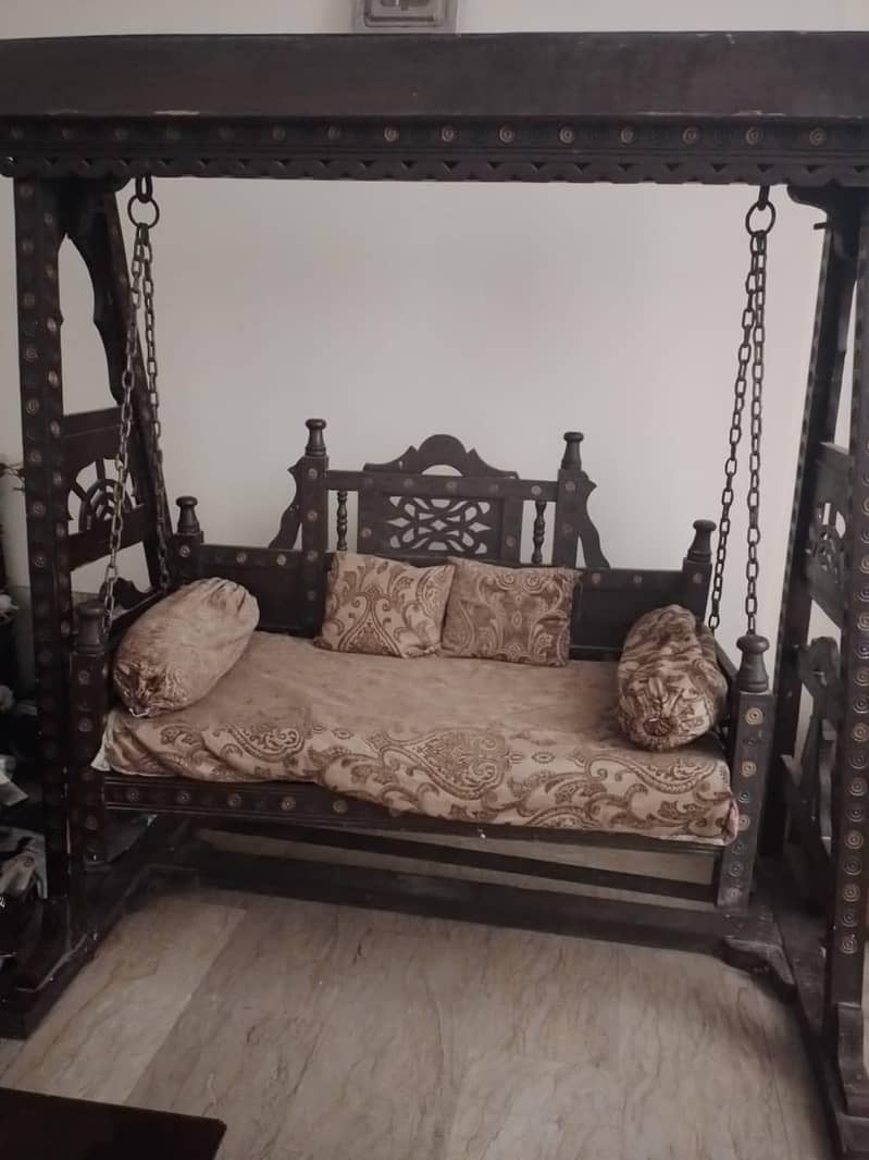 jhula 0