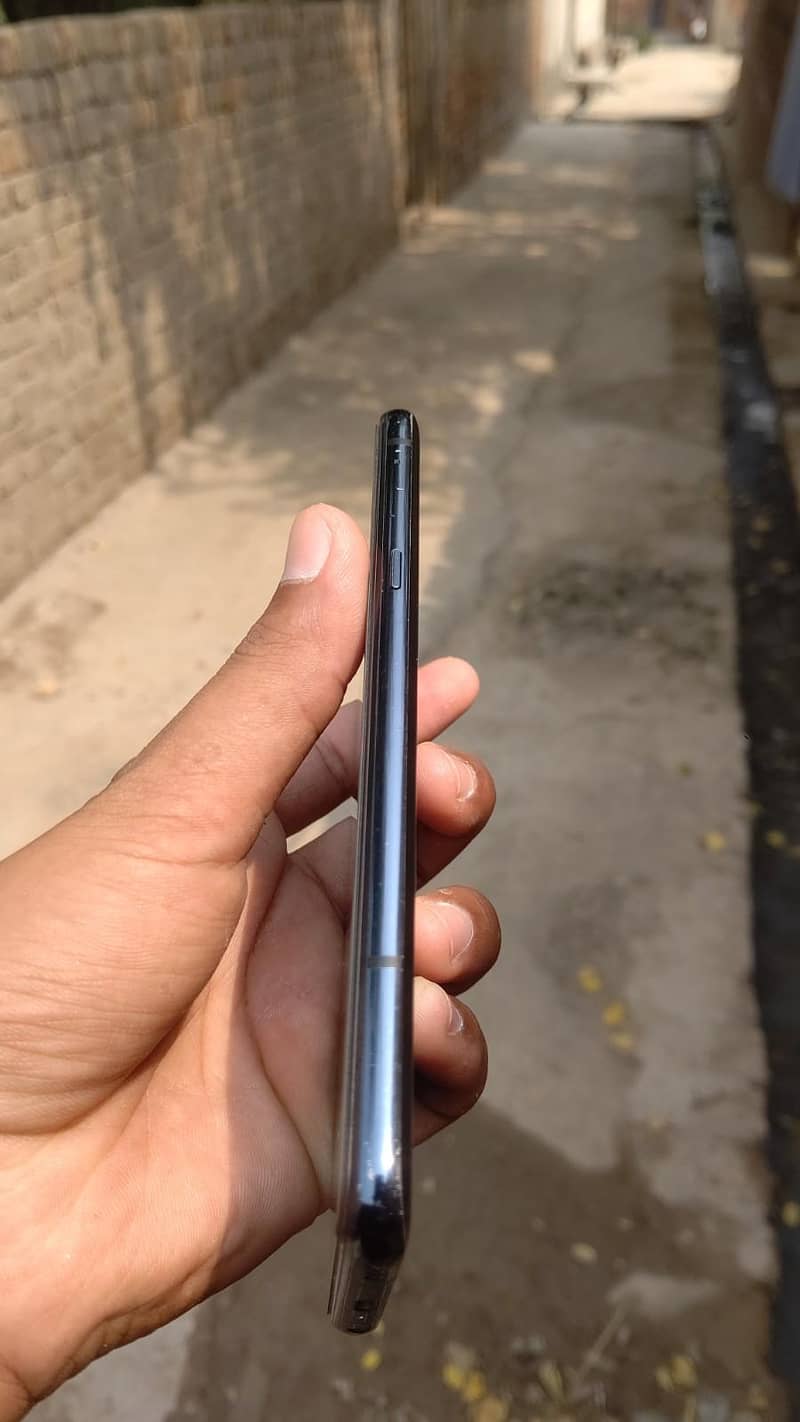 G8x thinq 4