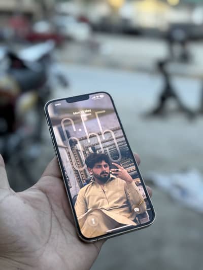 Iphone 13 pro max esim working