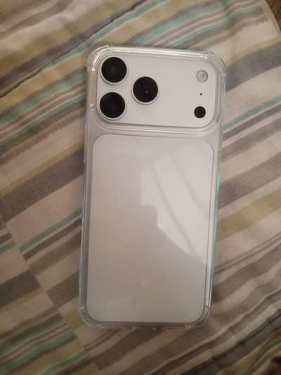 I phone 17 pro max