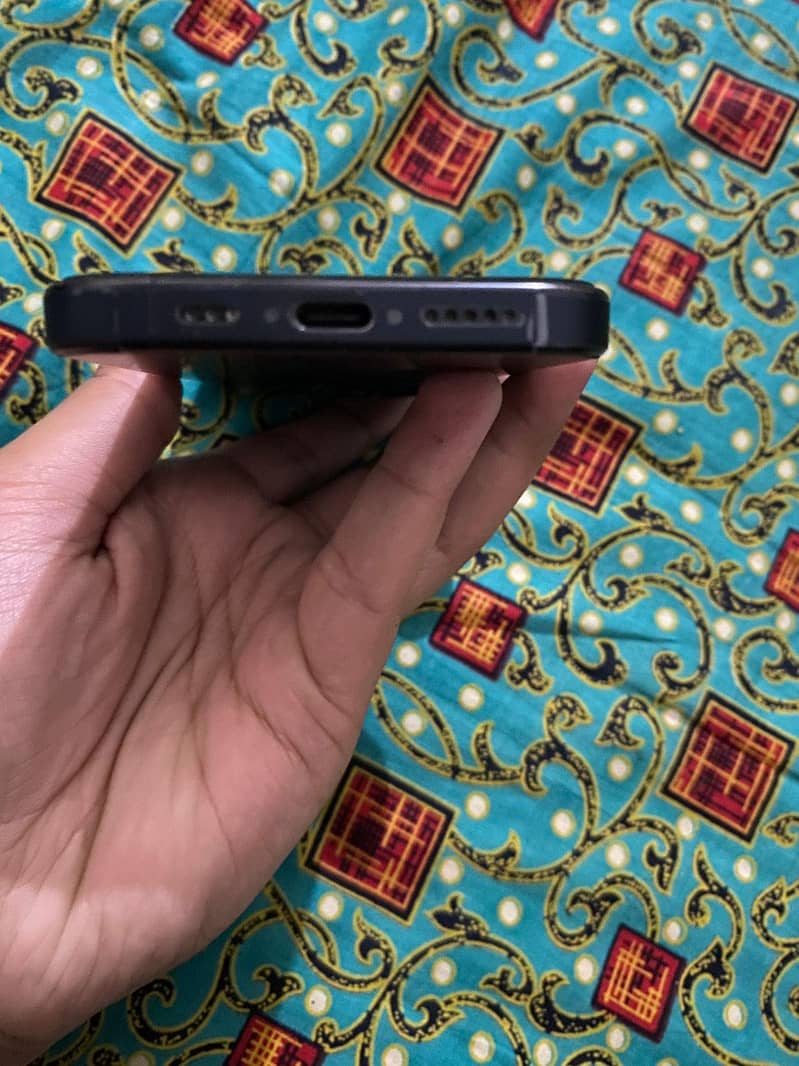 Iphone 15pro 4