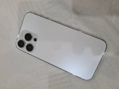white iPhone 14 pro max diamond piece