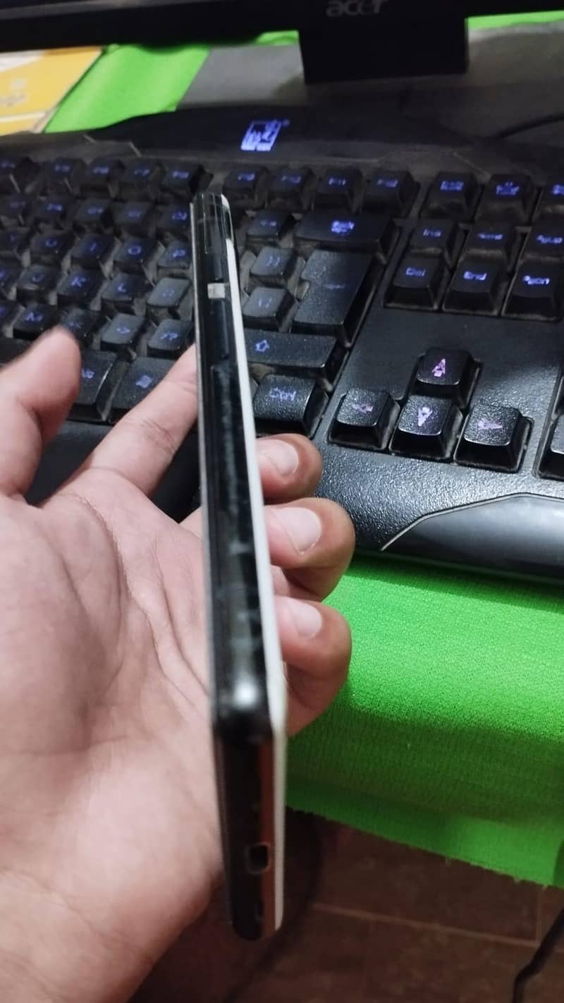 Pixel 6a 4