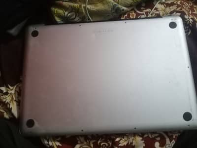MacBook pro mid 2012'13 original charger 2 hours+battery time