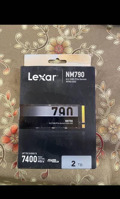 Lexar NM 790