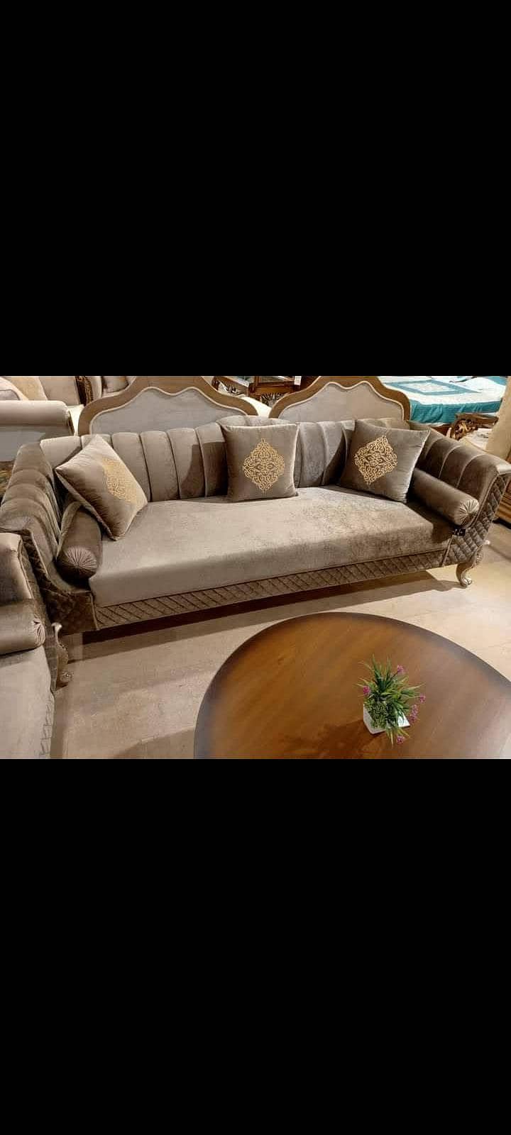 Mansha sofa maker 10