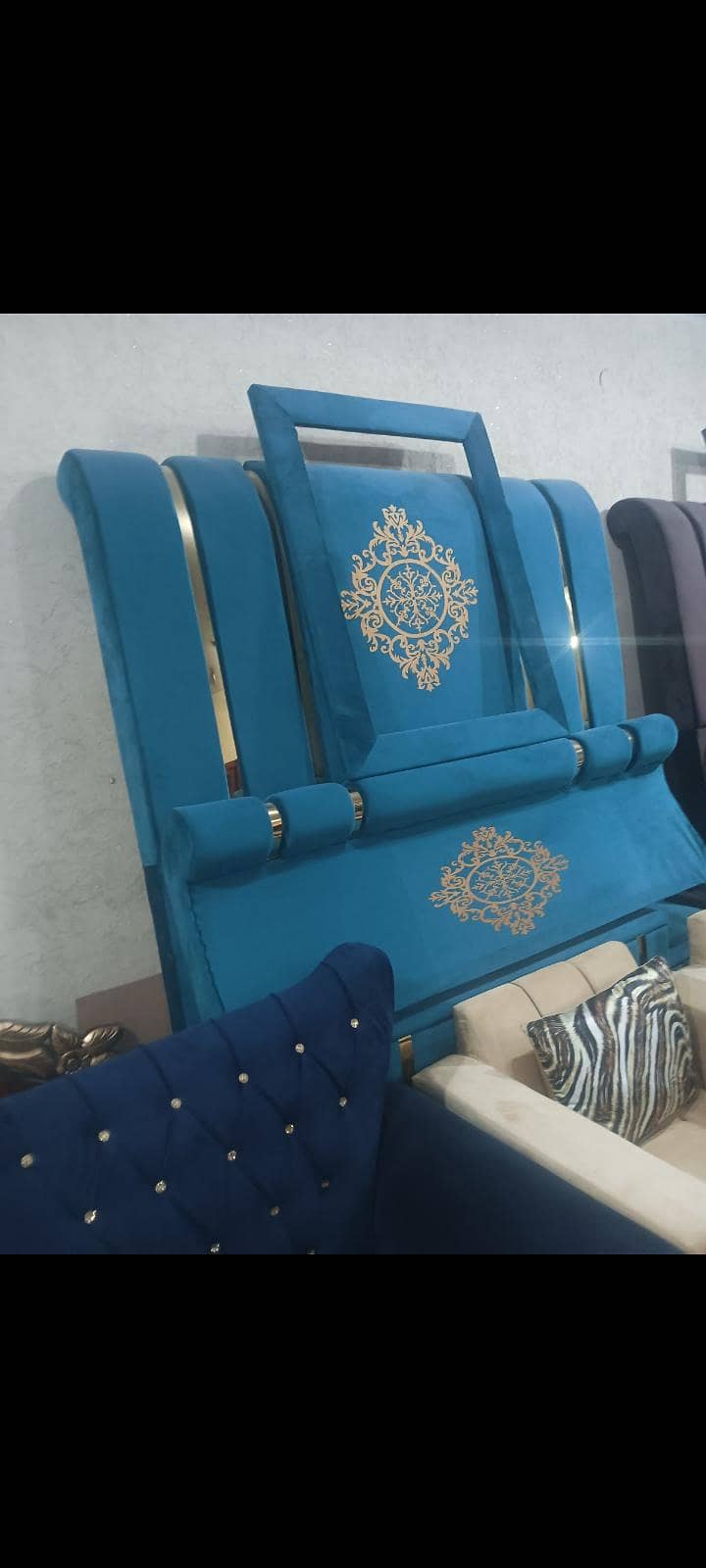 Mansha sofa maker 18