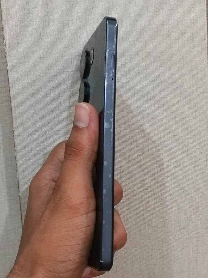 TECNO CAMON 20 2