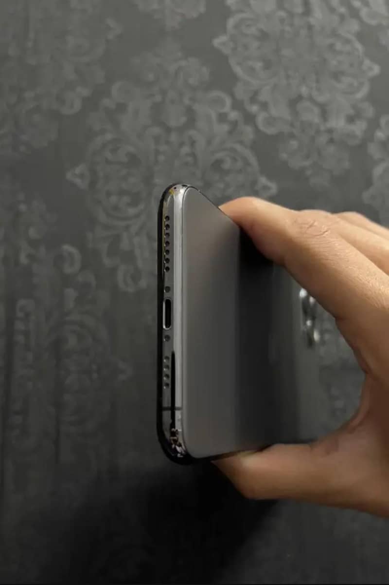iphone 11 pro max 3