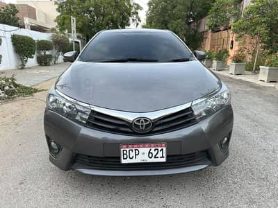 Toyota Corolla Altis 1.6 Auto Model 2014 1 Hand Use