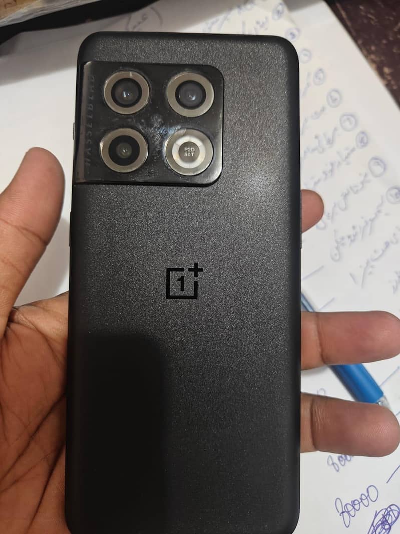 One plus  10 pro 1
