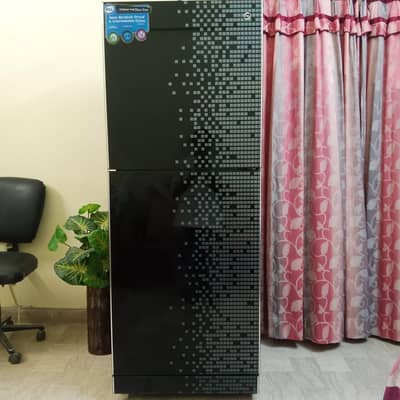 PEL Desire glass door like new refrigerator