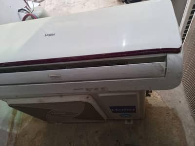 Haier 2 ton sada AC genuine condition new AC r 32 gas,