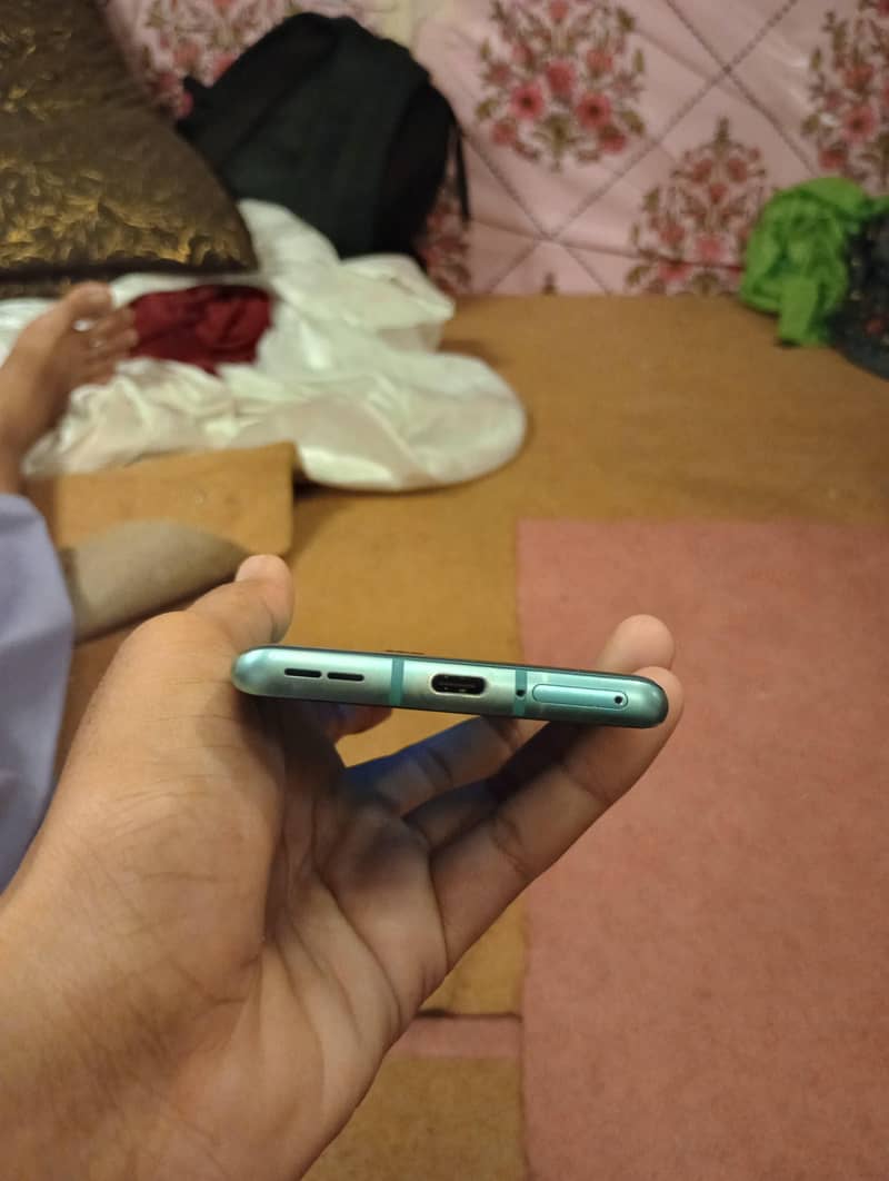 one oneplus 8 4