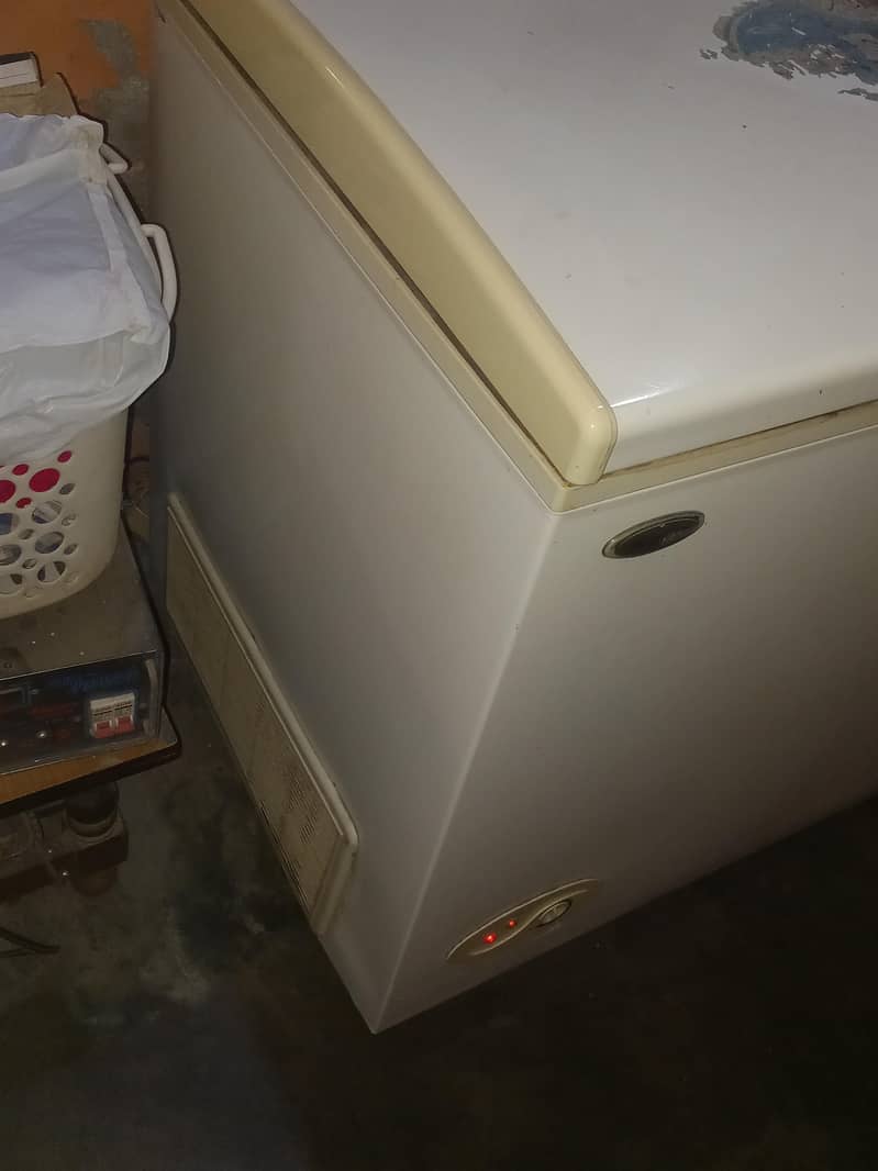 Waves deep freezer 3