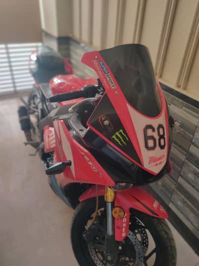 Yamaha R1M Replace 400