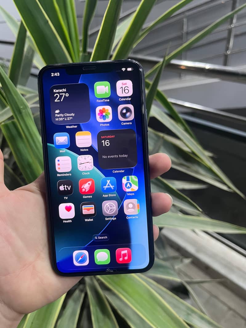 iphone 11 pro max 2