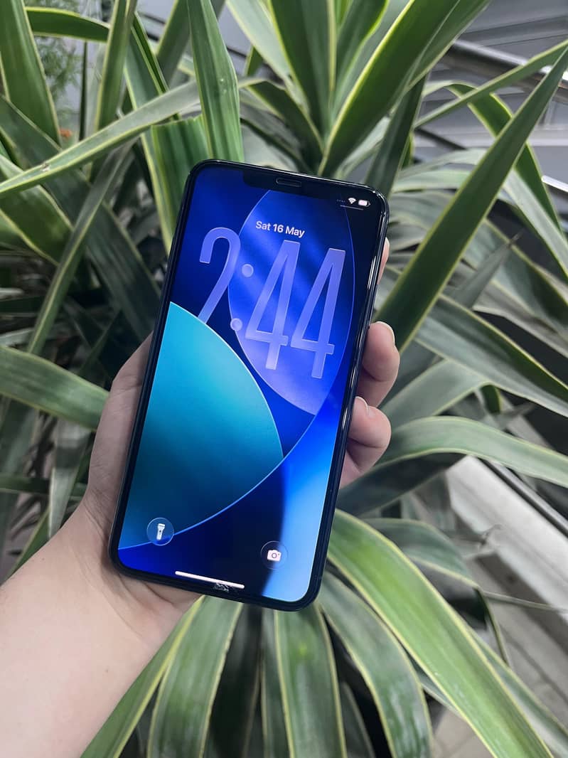 iphone 11 pro max 7