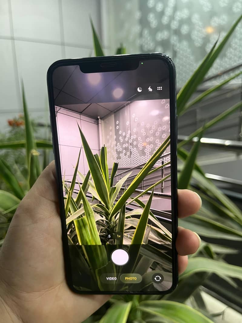 iphone 11 pro max 1