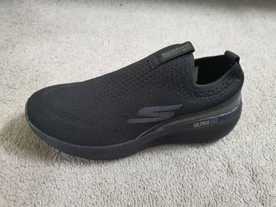 Skechers trainers