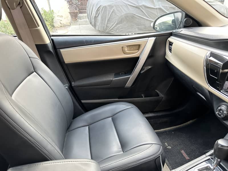 Corolla altis 1.6 2016 automatic 7