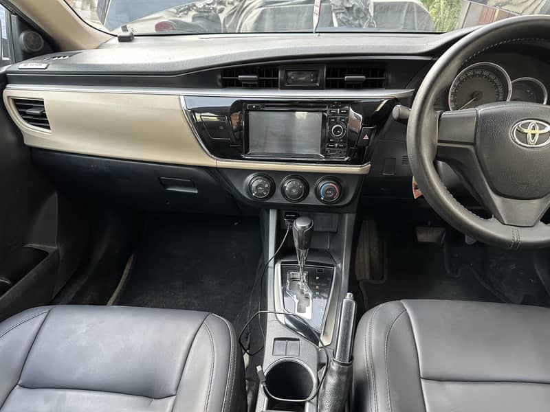 Corolla altis 1.6 2016 automatic 9