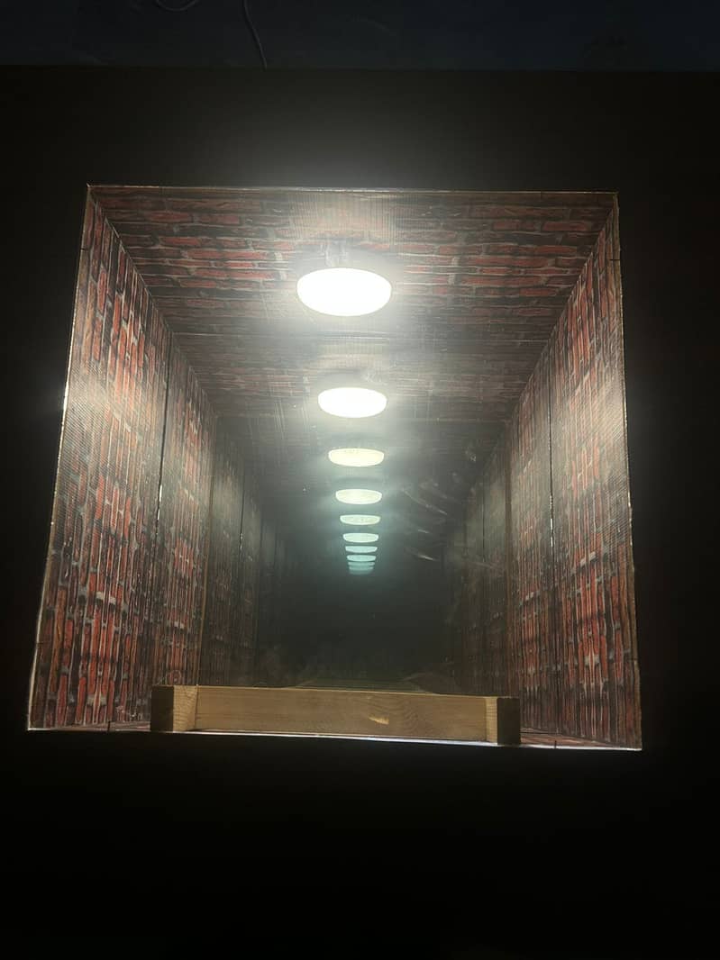Infinity mirror table 4