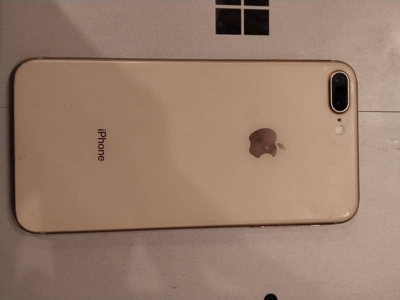 iphone 8 plus (10/10 condition) 0