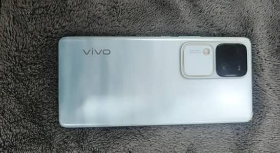 Vivo V30 5G