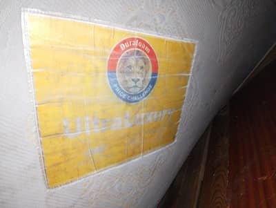 Dura foam mattress urgent sale 3 years use