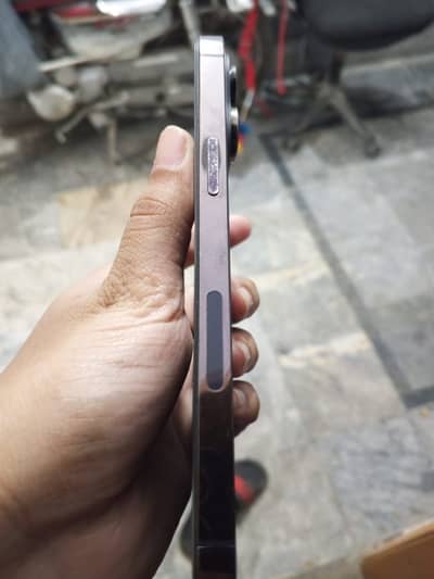 iPhone 14 Pro Max 10/10 condition