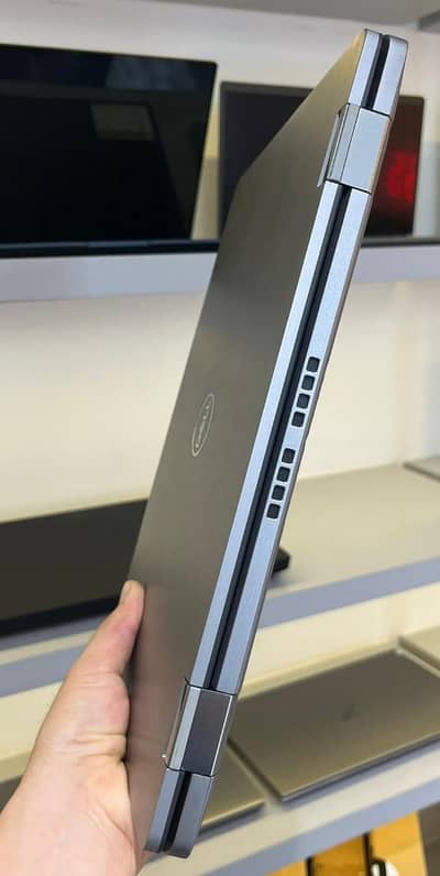 Dell latitude i7, 12 generation. . . 32 ram ,512 nvme SSD. . . . 360° touch